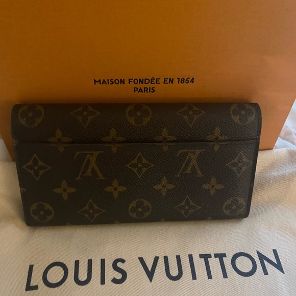Louis Vuitton brown wallet - Picture 5 of 7